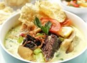 Bisa Dibuat di Rumah, Nikmatnya Soto Betawi dengan Kuah Santan Gurih dan Daging Empuk, Lengkap Bahan dan Langkah Pembuatannya