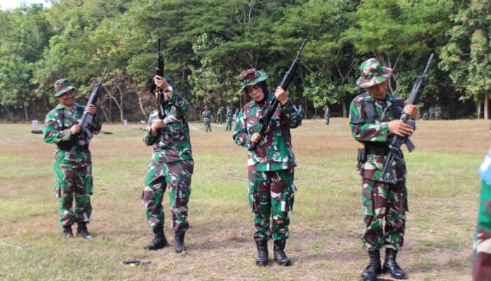 Asah Kemampuan Prajurit Gunakan Senjata Ringan, Korem 072/Pamungkas Gelar Latihan Menembak